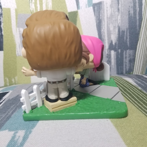 Funko Pop Disney Pixar’s UP Carl & Ellie 2020 Fall Convention Limited Edition - Picture 11 of 15